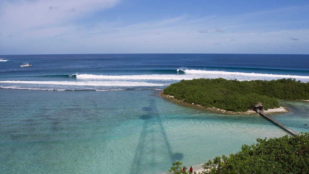 surf with gianlu surf trips pictures