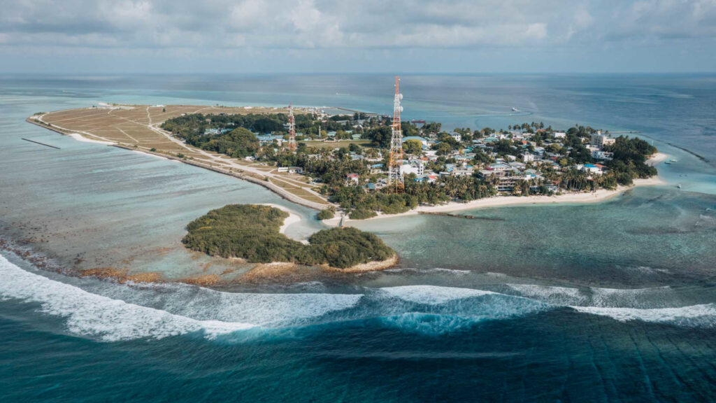 surf with gianlu video analysis coaching maldive location 3